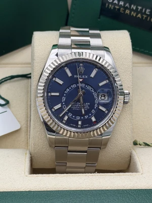 Rolex Skydweller 42mm 326934, blue dial, stainless steel oyster bracelet, 2020