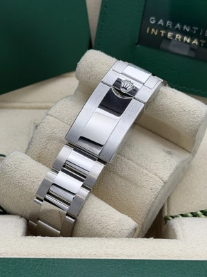 Rolex Yacht-Master 40mm Stainless Steel & Platinum 126622 Blue Dial 2025 Unworn