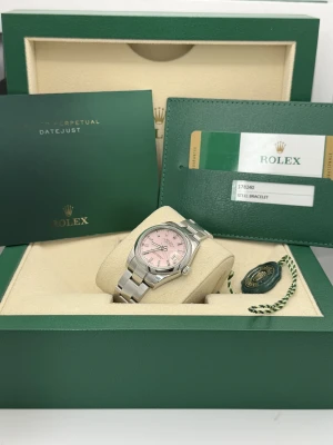 Rolex Datejust 31mm pink baton dial smooth bezel  oyster bracelet 178240 2015