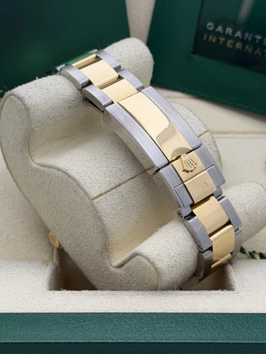 Rolex Daytona 40mm, , 116503 yellow gold bi metal black baton dial, oyster bracelet, 2023