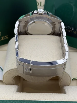 Rolex Submariner No Date 41mm Stainless Steel Oyster Bracelet 124060