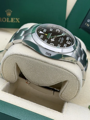 Rolex Airking 40mm 126900, oyster bracelet, 2024 unworn