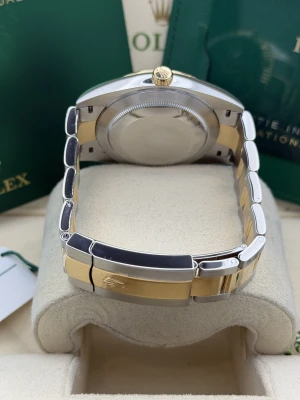 Rolex Datejust 41mm Wimbledon dial bi metal oyster bracelet 126333 2022