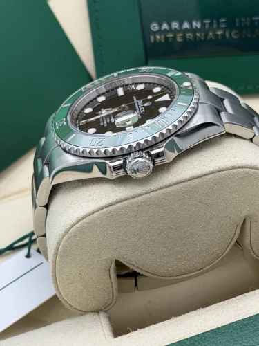 Rolex Submariner date 41mm, 126610LV Starbucks, Mk 1 green bezel, oyster bracelet,2021