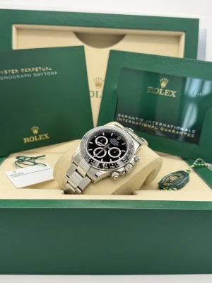 Rolex Daytona 40mm 126500LN black dial stainless steel oyster bracelet 2024