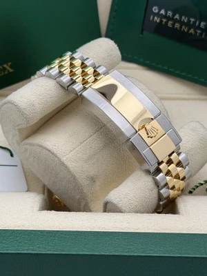 Rolex GMT Master 2 126713GRNR 40mm Zombie bi metal jubilee bracelet 2023