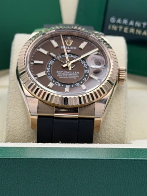 Rolex Sky-Dweller 42mm 326235 everose gold, chocolate dial, oysterflex bracelet 2021