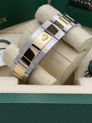 Rolex Sky-Dweller 42mm Steel & Yellow Gold Oyster 336933 2024