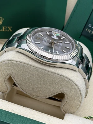 Rolex Datejust 4mm slate grey baton dial, oyster bracelet 126334 2022