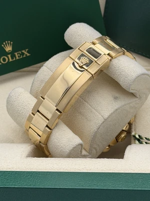 Rolex Yachtmaster 2 44mm 116688 yellow gold oyster bracelet 2014