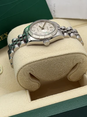 Rolex Datejust 26mm 179174, silver jubilee dial, white gold fluted bezel, jubilee bracelet, 2006
