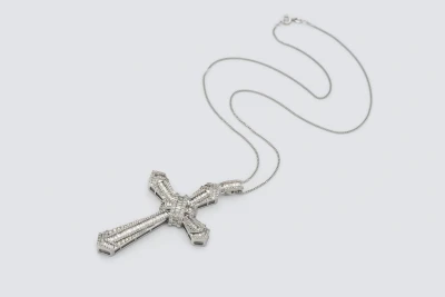 9ct White Gold Diamond Cross Pendant Necklace (Large) 3.93ct Brilliant Cut Illusion Set