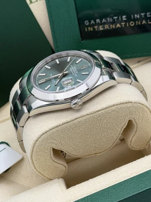 Rolex Datejust 41mm mint green smooth bezel oyster bracelet 126300 2023