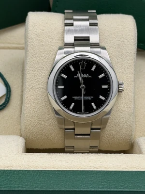 Rolex Oyster Perpetual 31mm oyster bracelet black baton dial 177200 (2019)