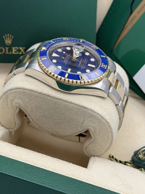 Rolex Submariner Date 40mm bluesy oyster bracelet 116613LB 2018