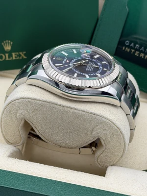 Rolex Skydweller 42mm blue dial stainless steel oyster bracelet 326934 2020