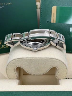 Rolex Datejust 31mm pink baton dial smooth bezel  oyster bracelet 178240 2015