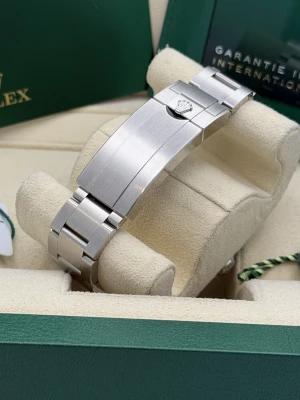 Rolex Submariner No Date 41mm Stainless Steel Oyster Bracelet 124060