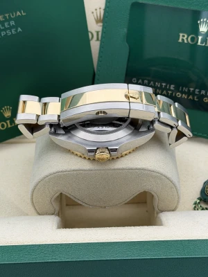 Rolex Sea-Dweller 43mm bi metal oyster bracelet 126603 (2023)