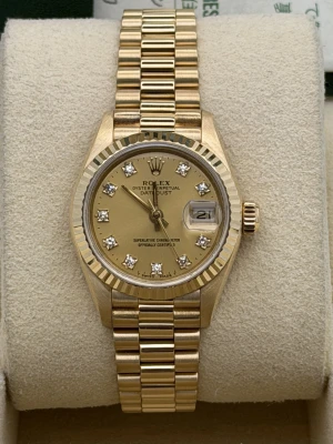 Rolex Datejust 26mm 69178 champagne dia dot dial, yellow gold case, fluted bezel and president bracelet 1996