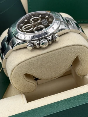 Rolex Daytona 40mm 116520 black dial stainless steel bezel and oyster bracelet 2014