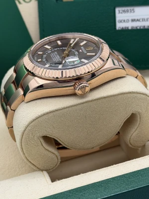 Rolex Skydweller 42mm 326935 Rhodium dial, full rose gold, oyster bracelet, 2018