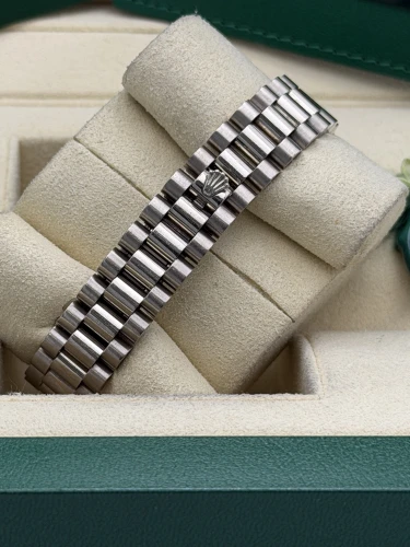 Rolex Datejust 26mm 179179 white gold,MOP dial, fluted, president bracelet 2022