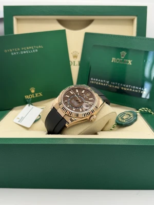 Rolex Sky-Dweller 42mm 326235 everose gold, chocolate dial, oysterflex bracelet 2021