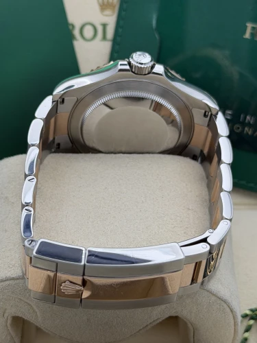 Rolex Yachtmaster 40mm 126621 charcoal dial, everose bi metal oyster 2021