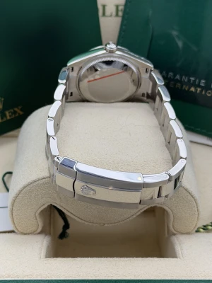 Rolex Datejust 31mm 278240 blue roman dial smooth bezel oyster bracelet 2021