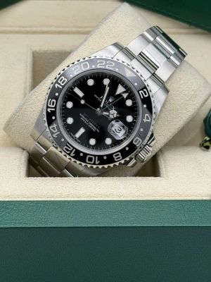 Rolex GMT Master 2 40mm 116710LN oyster bracelet black ceramic bezel 2017