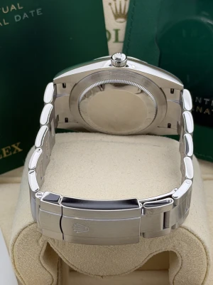 Rolex Oyster Perpetual 41mm Stainless Steel Oyster Green Dial 124300 2024