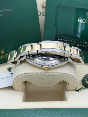 Rolex Datejust 41mm 126333 bi metal oyster white baton dial 2024