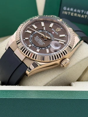 Rolex Sky-Dweller 42mm 326235 everose gold, chocolate dial, oysterflex bracelet 2021