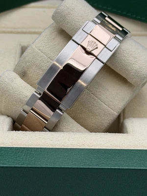 Rolex Yachtmaster 40mm 126621 charcoal dia bi metal oyster bracelet 2022