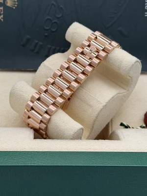 Rolex Day Date2 41mm, 218235, rose gold, sundust dia dial, president 2014