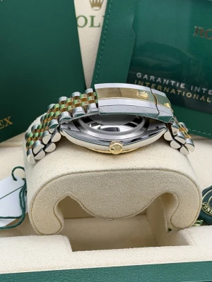 Rolex Datejust 36mm bi metal Wimbledon jubilee bracelet 126233 2022