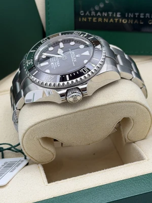Rolex Deepsea Seadweller 136660 44mm black dial, oyster bracelet 2024