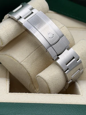 Rolex Oyster Perpetual 41mm 134000 Candy Pink oyster bracelet 2026 unworn