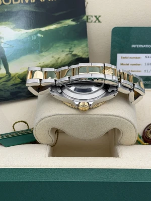 Rolex Submariner Date 40mm Stainless Steel & Yellow Gold 16613LB 1992