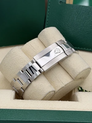 Rolex Datejust 31mm pink baton dial smooth bezel  oyster bracelet 178240 2015