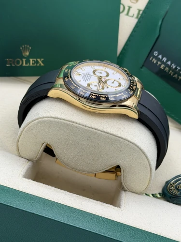 Rolex Daytona 40mm, 116518LN, yellow gold, white dial, oysterflex, 2023 unworn